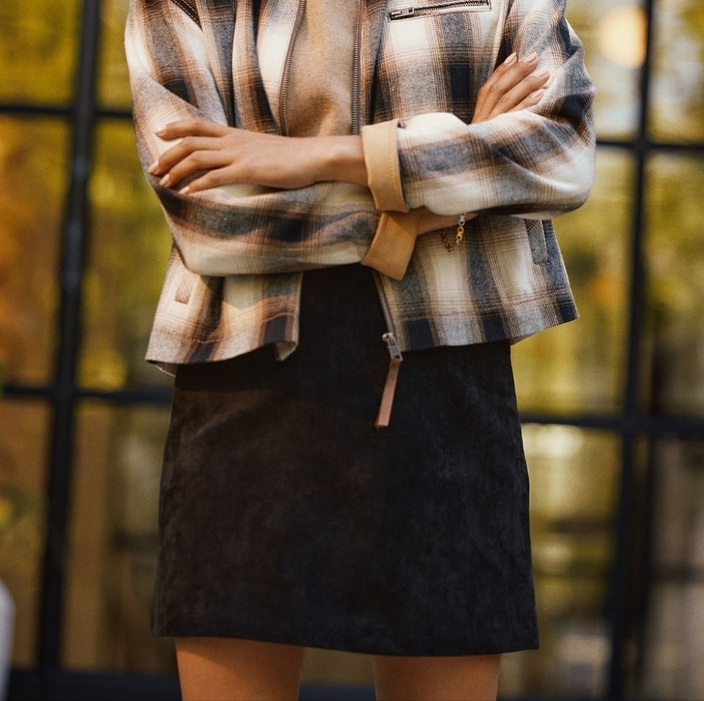 Outer Edge Midnight Black Mini Skirt - Picture 13 of 13